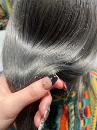 セミロング カラー 川浪 ほほみのヘアスタイル