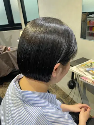 ショート 透明感カラー｡:* ナナカ🌦️のヘアスタイル