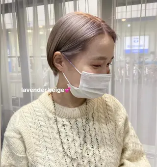 ショート カラー パーマ ヘアアレンジ ネイル マツエク・マツパ アイブロウ M所属・ハイトーン/透け感 カラー🎀真香のヘアスタイル