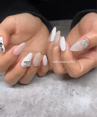 ネイル ﾈｲﾙﾙｰﾑﾘｯｶ 𝐦𝐚𝐲𝐮のネイルデザイン