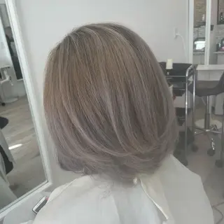 ミディアム メテオ取扱✨美髪 矯正✨HiroNYのヘアスタイル