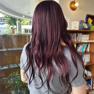 ロング カラー 岩渕 愛のヘアスタイル