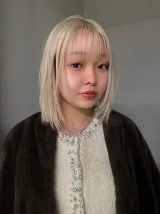 カラー 艶ブリーチ/表参道 ハイトーン /実乃梨のヘアスタイル