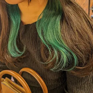 ロング カラー fuwat所属・秋葉原でカラーする なら🐉ちぇーたんのヘアスタイル