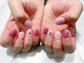 ネイル Eyelash & nail Buena 吉祥寺所属・須田 勝哉のネイルデザイン