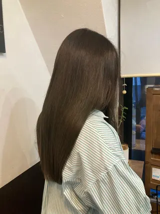 セミロング カラー hair salon mtm所属・🕊mtm🫧梅田/ 定額制/透明感/艶髪のヘアスタイル
