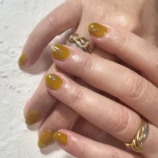 ネイル nail.gorin所属・吉村 優子のネイルデザイン