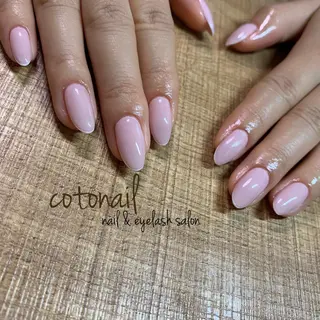 ミディアム ネイル ツメトマツゲ .のネイルデザイン