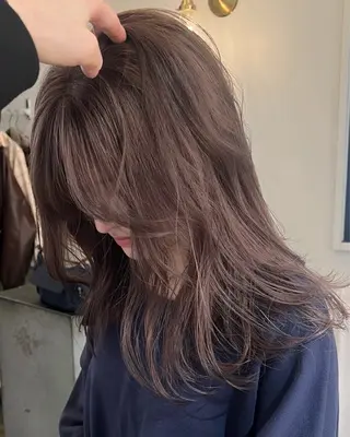 ロング カラー 新貝楓🌀 透明感カラーのヘアスタイル