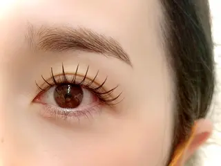 マツエク・マツパ SALON VILLAGE所属・cherien 梅津のマツエク・マツパデザイン