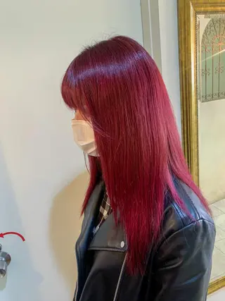 カラー 桃果 momokaのヘアスタイル