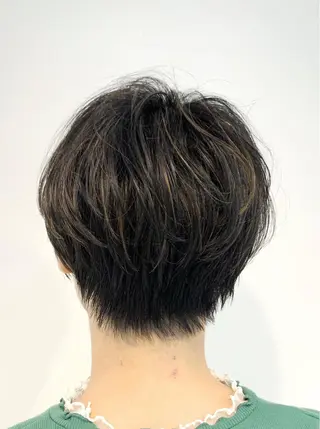 ショート カラー パーマ salon m ni サロンマーニ所属・久保田 一のヘアスタイル