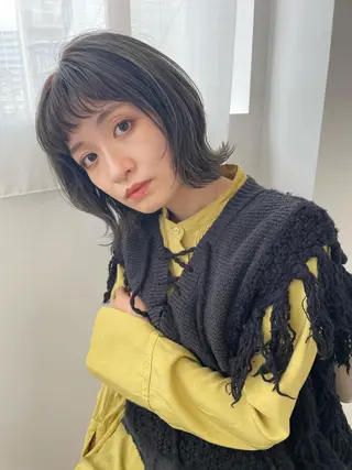 ショート カラー 高梨 菜々のヘアスタイル