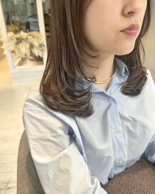 ミディアム 村上 茉莉花のヘアスタイル