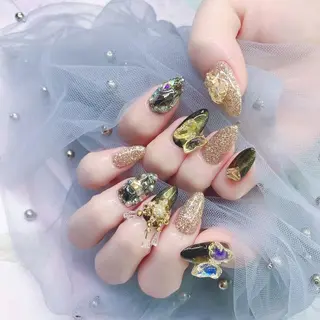 ネイル H1 ネイル サロンのネイルデザイン