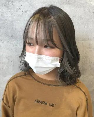 セミロング 山口 明日花のヘアスタイル