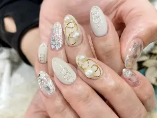 ネイル nailsalon Mirrorのネイルデザイン