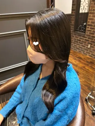 ロング 梅木 李奈のヘアスタイル