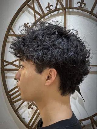 パーマ メンズ スパイキー/ ピンパーマ/緑川雄也のヘアスタイル