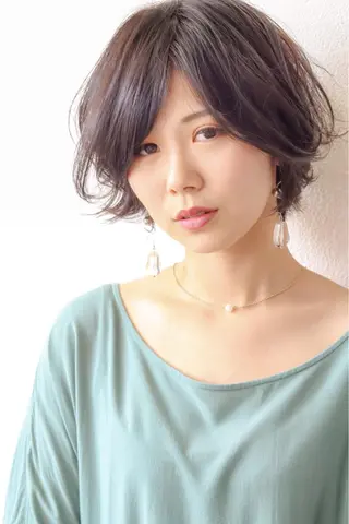 ショート UNIVERSE.所属・山内 悠のヘアスタイル