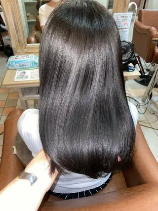 ロング 森 早希絵のヘアスタイル