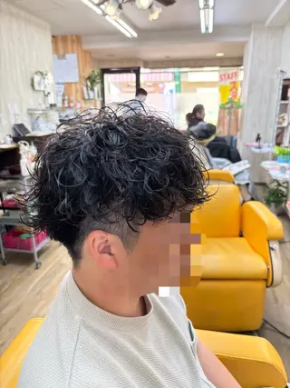 パーマ メンズ ブレイブシザー所属・稲田 圭翔のヘアスタイル
