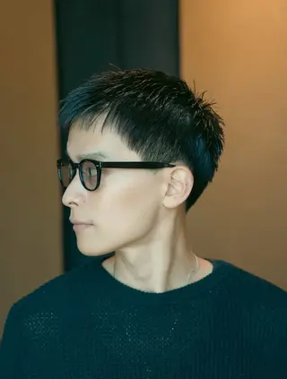 ショート メンズ サト エリのヘアスタイル