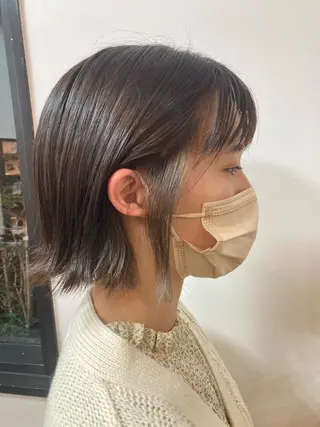 カラー 阪口 依美奈のヘアスタイル