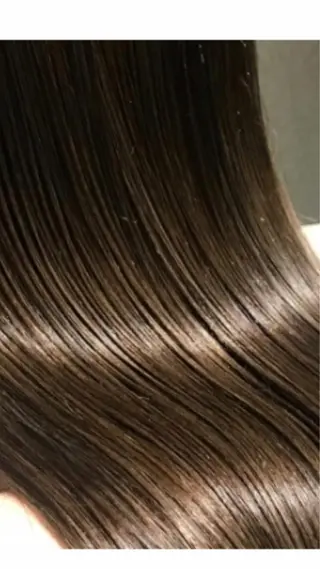 セミロング 縮毛矯正専門 美容師のヘアスタイル