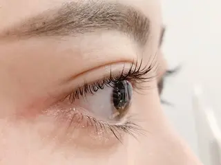 マツエク・マツパ collet eye 🤍 渡辺ほのかの眉毛・アイブロウイメージ