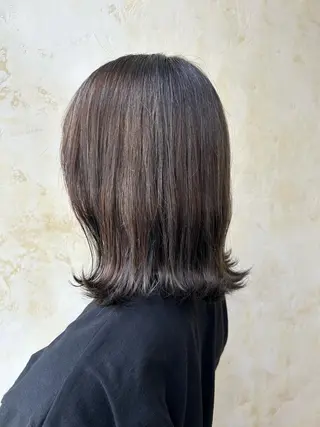 ミディアム カラー 飯島 有純のヘアスタイル