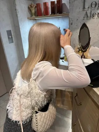ミディアム カラー 棚瀬 寧麻のヘアスタイル