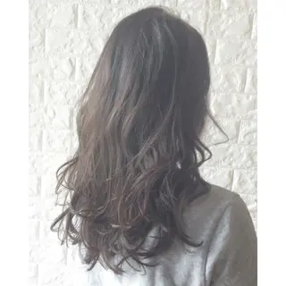 セミロング カラー KIZU 髪質改善 オカルト怪談のヘアスタイル