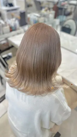 ミディアム honoca 🤍のヘアスタイル