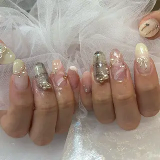 ネイル eight横浜🧸 kumabeのネイルデザイン