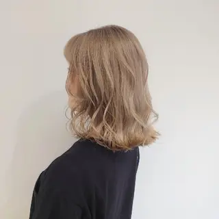 ミディアム カラー E Komo hair所属・Wow❕E Komo hair 永井一輝のヘアスタイル