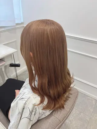 ロング カラー 新井 凪のヘアスタイル