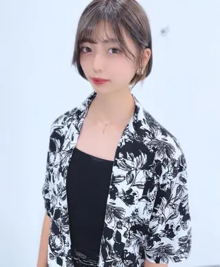 ショート カラー 柿本拓【全席完全個室 ログネオン】のヘアスタイル