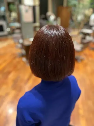 ショート カラー 多賀 亮真のヘアスタイル