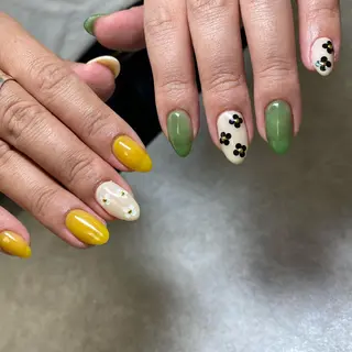 ネイル Nailist Amiのネイルデザイン