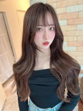 ロング カラー ⭐️店長⭐️ 小淵陸玖のヘアスタイル