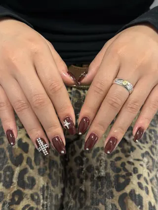 ネイル Sarina ⋆⭒˚のネイルデザイン