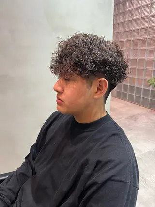 パーマ メンズ fifth神宮前 HIN★T★のヘアスタイル