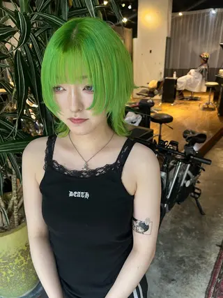 ショート カラー sava所属・🌈ケアブリーチ🌈 おぐまなつきのヘアスタイル