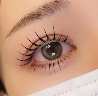 パーマ アデル エクステサロンのマツエク・マツパデザイン