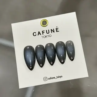 ネイル CAFUNÉ tokyo所属・☾ ໋CAFUNE yuki︎︎𓂃⟡のネイルデザイン