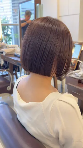 ショート 岡本雅也 ショートボブレイヤーのヘアスタイル