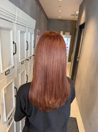 カラー 岩井 佑月のヘアスタイル