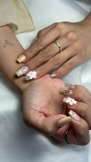 うにゃねいる🌷 Mayaのネイルデザイン