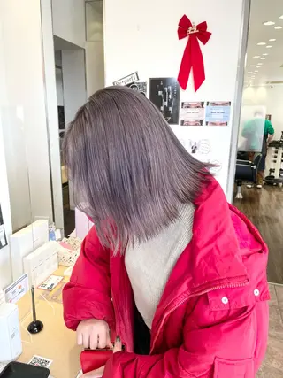 ミディアム カラー ダメージレスブリーチ HIROSHIのヘアスタイル
